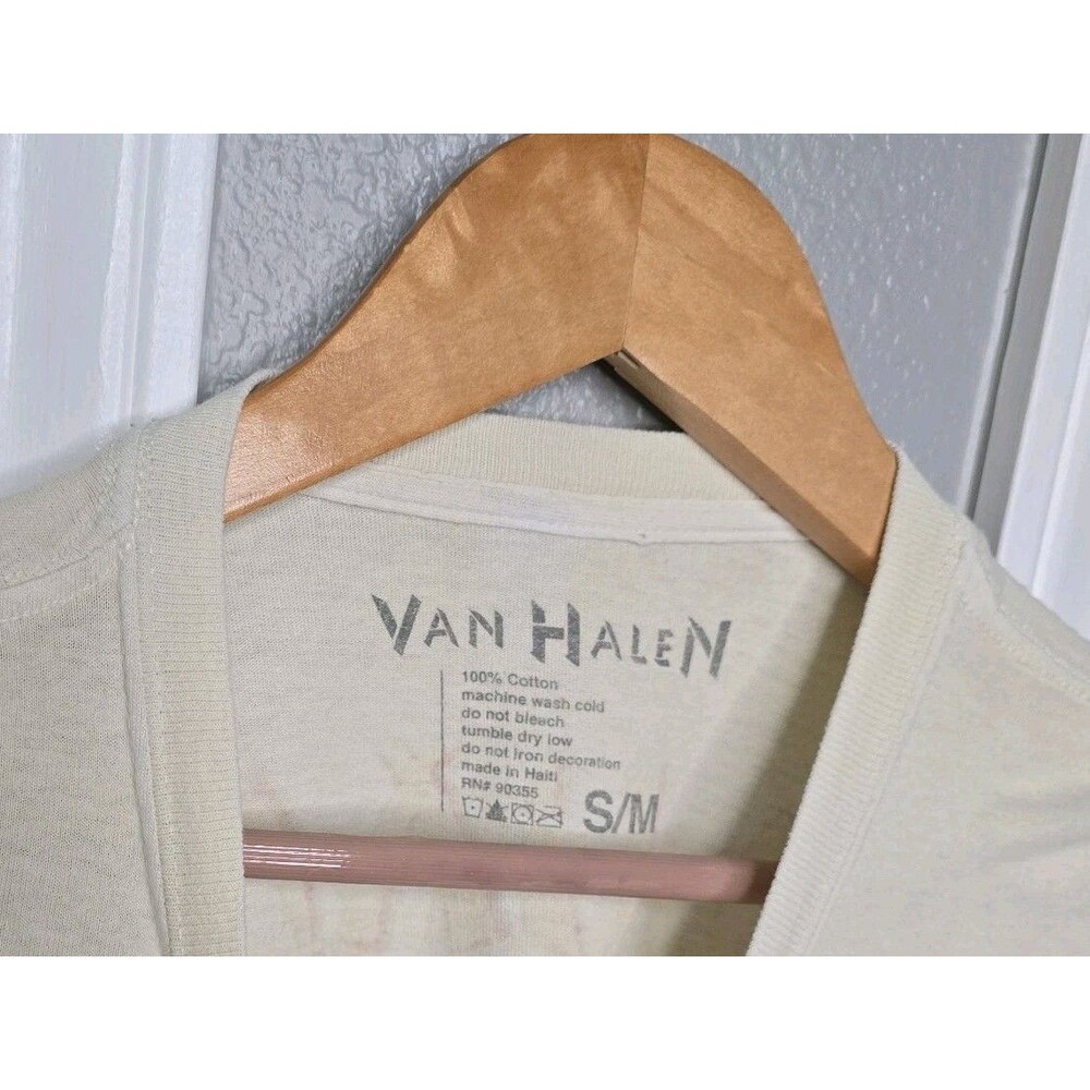 Van Halen 1984 Tour Of The World  T-Shirt Men's S/M Oversized Retro Rock - Picture 4 of 4